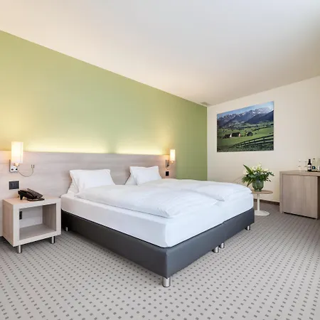 Eastside Hotel 3*