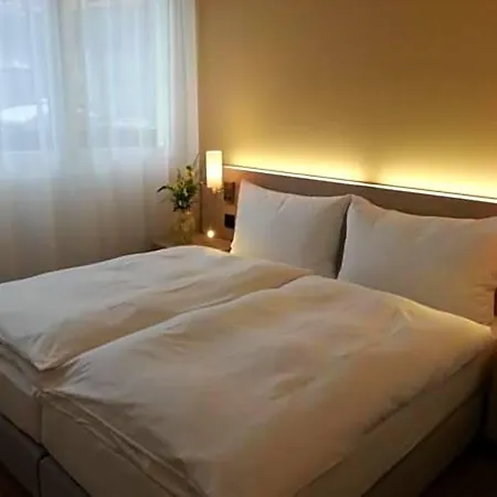 Eastside Hotel 3*