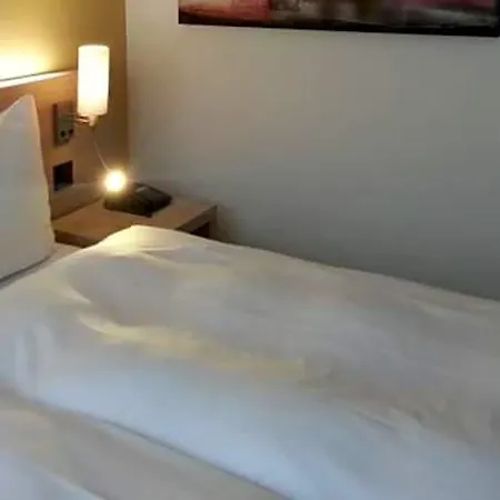 Hotel Eastside 3*