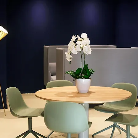 Eastside Ξενοδοχείο 3*