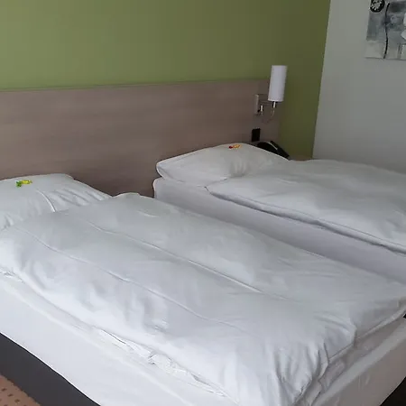 Hotel Eastside 3*