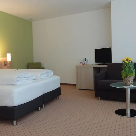 Eastside Hotel 3*