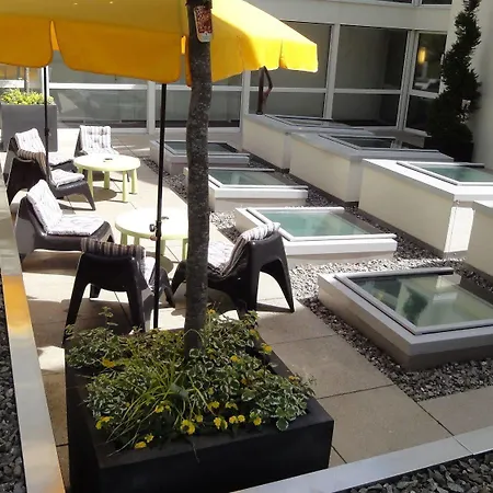 Hotel Eastside 3*